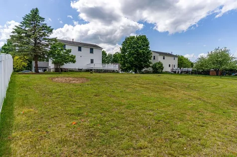 426 Stockdale Circle Rollinsford NH 03869