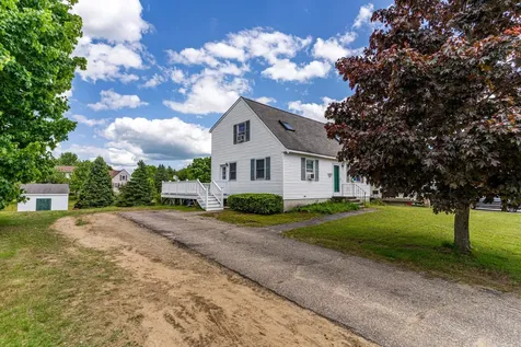 426 Stockdale Circle Rollinsford NH 03869