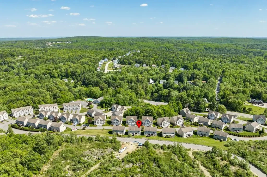 16A Canterberry Court Hudson NH 03051