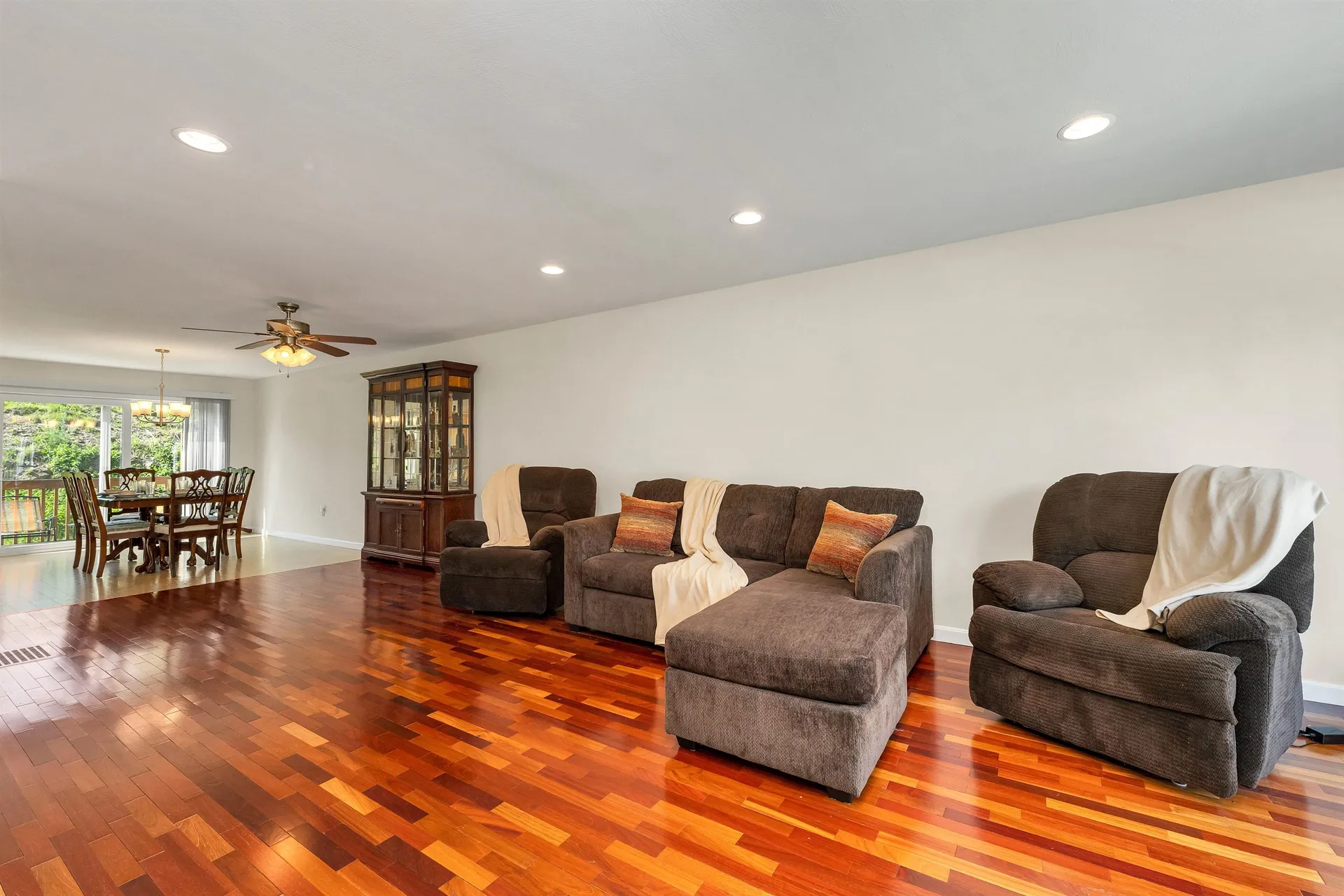 16A Canterberry Court Hudson NH 03051