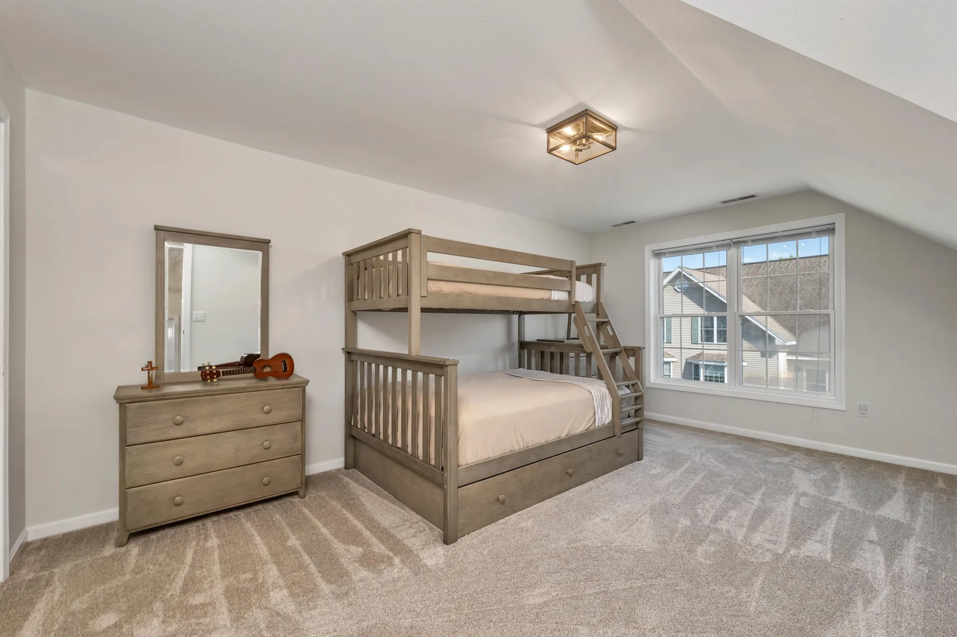 16A Canterberry Court Hudson NH 03051