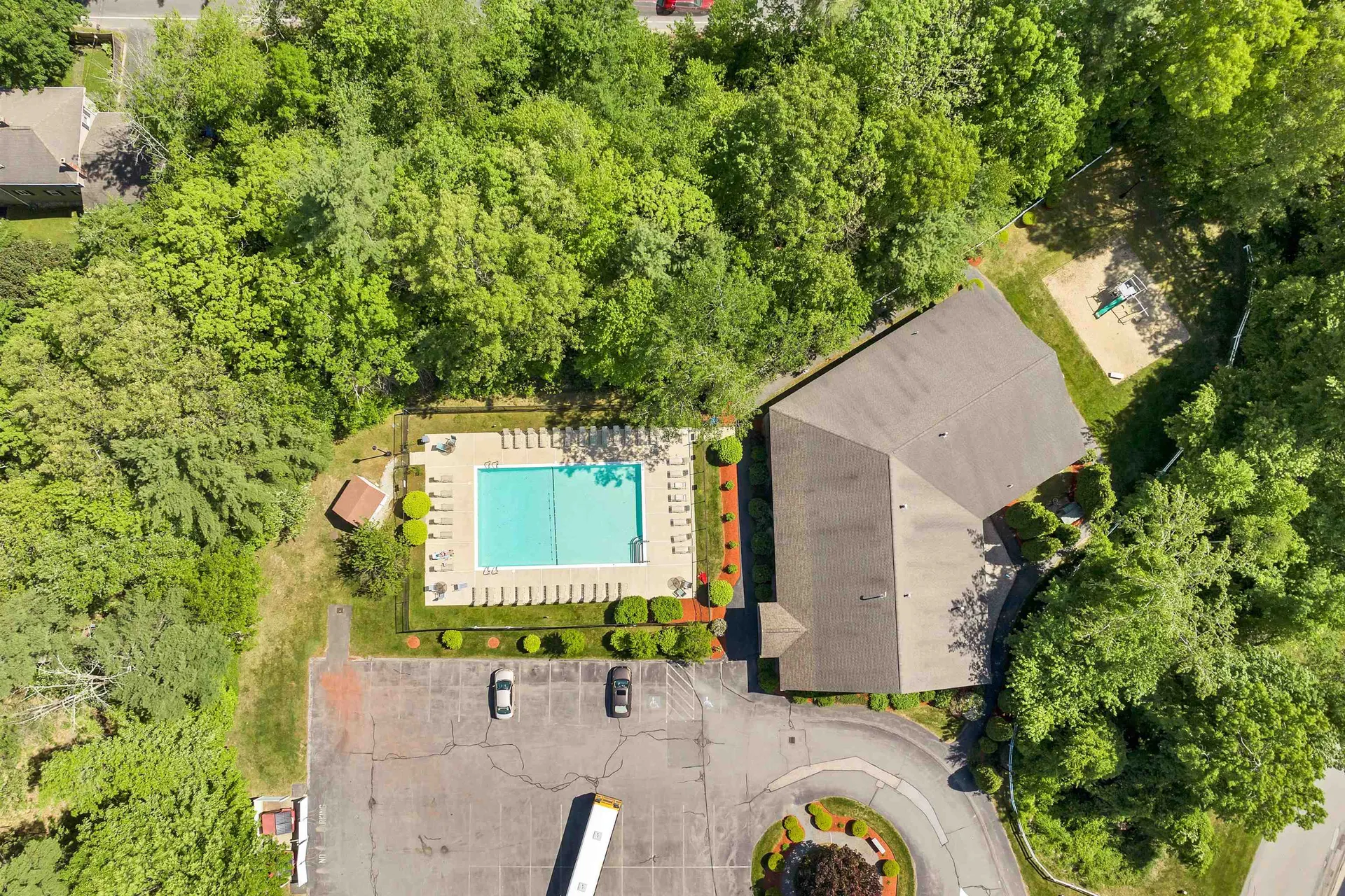 16A Canterberry Court Hudson NH 03051