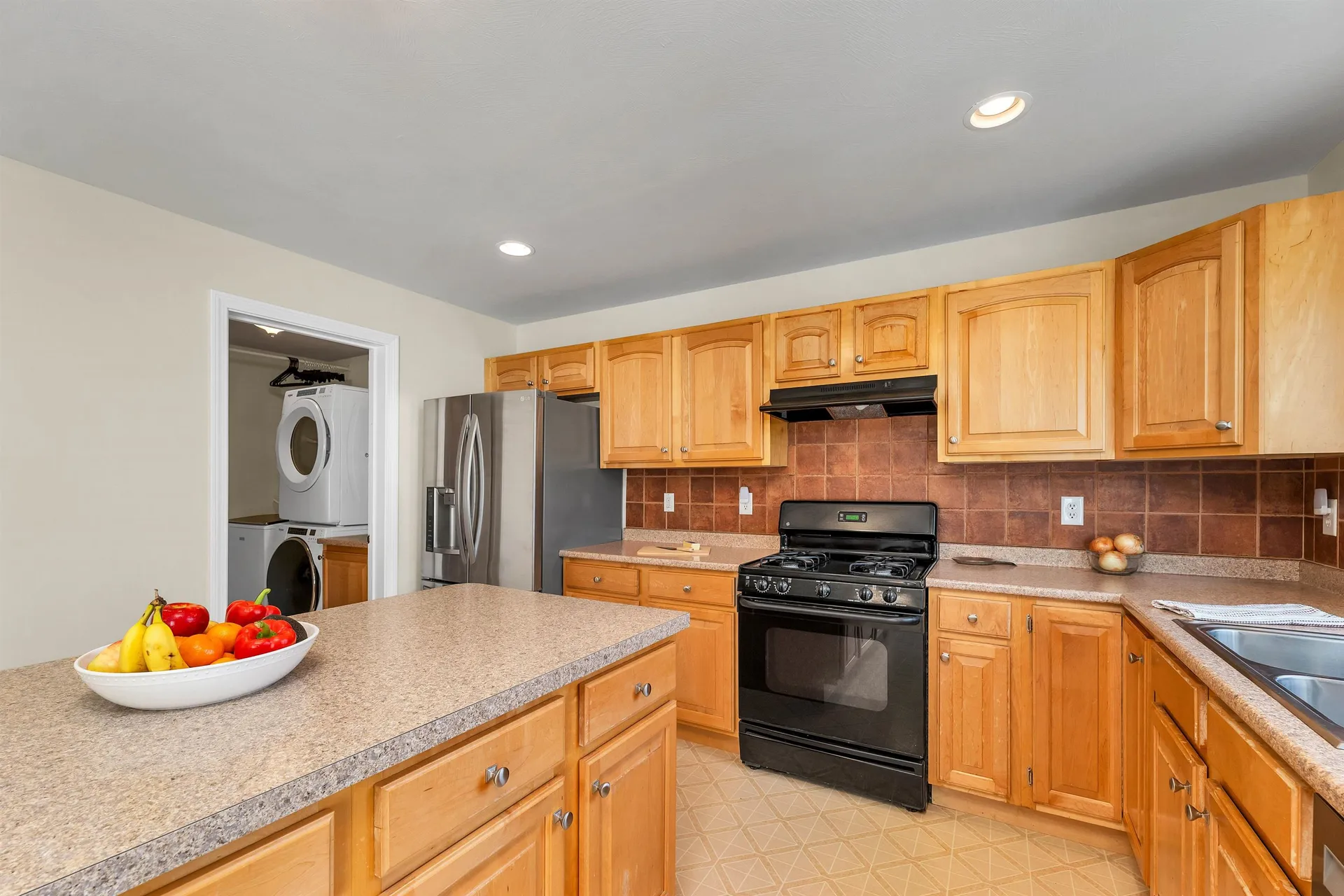 16A Canterberry Court Hudson NH 03051