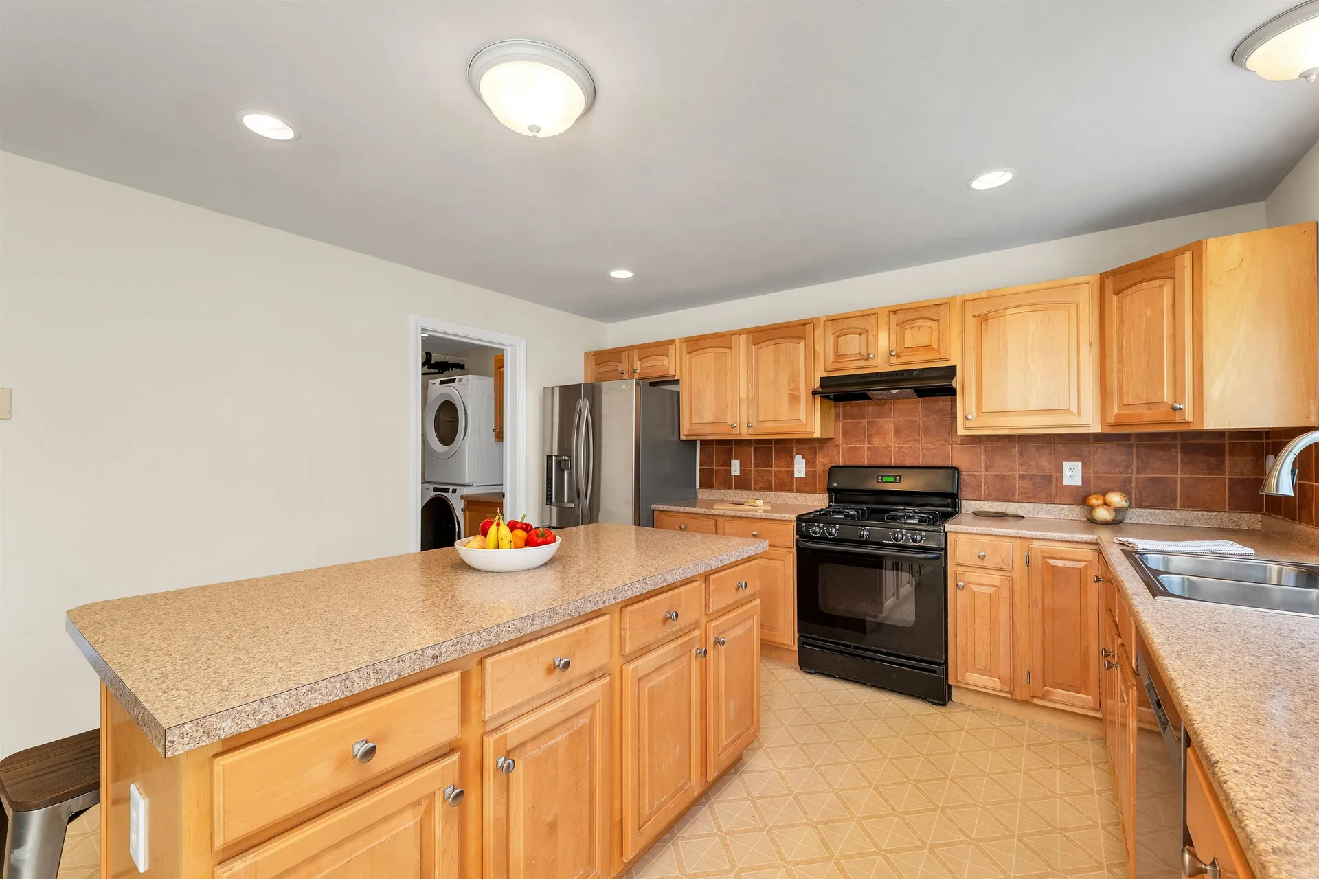 16A Canterberry Court Hudson NH 03051