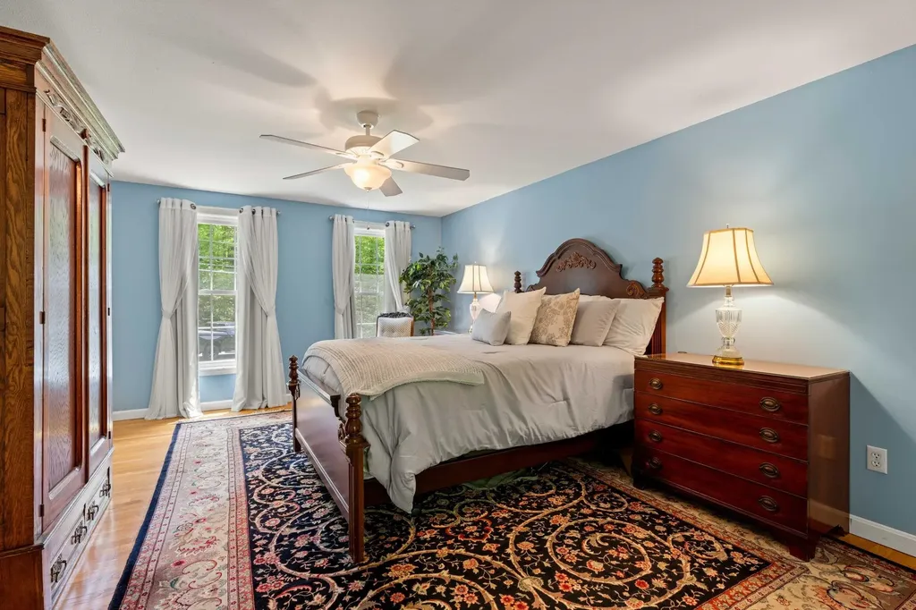 9 Hazelwood Drive Salem NH 03079