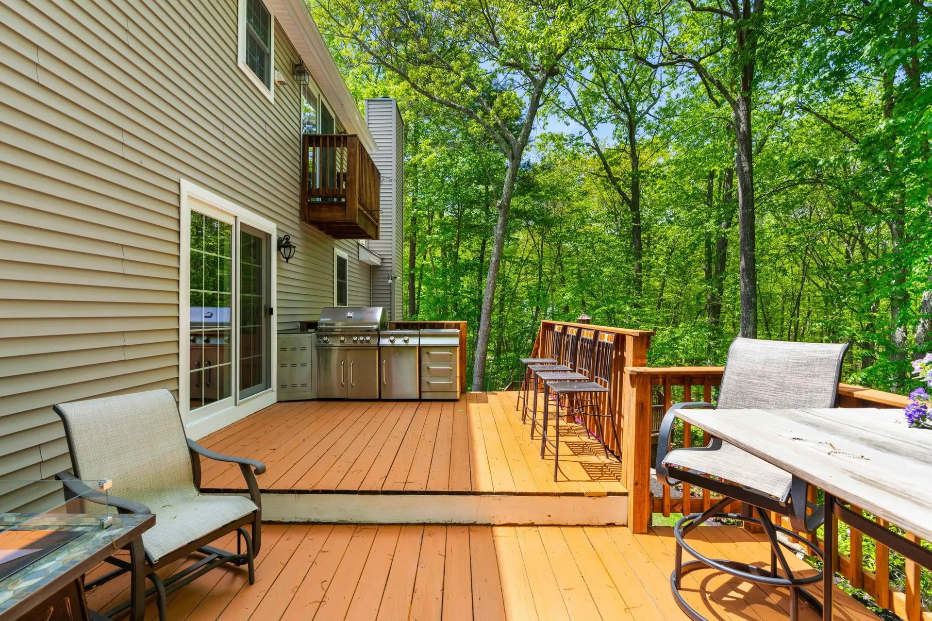 9 Hazelwood Drive Salem NH 03079