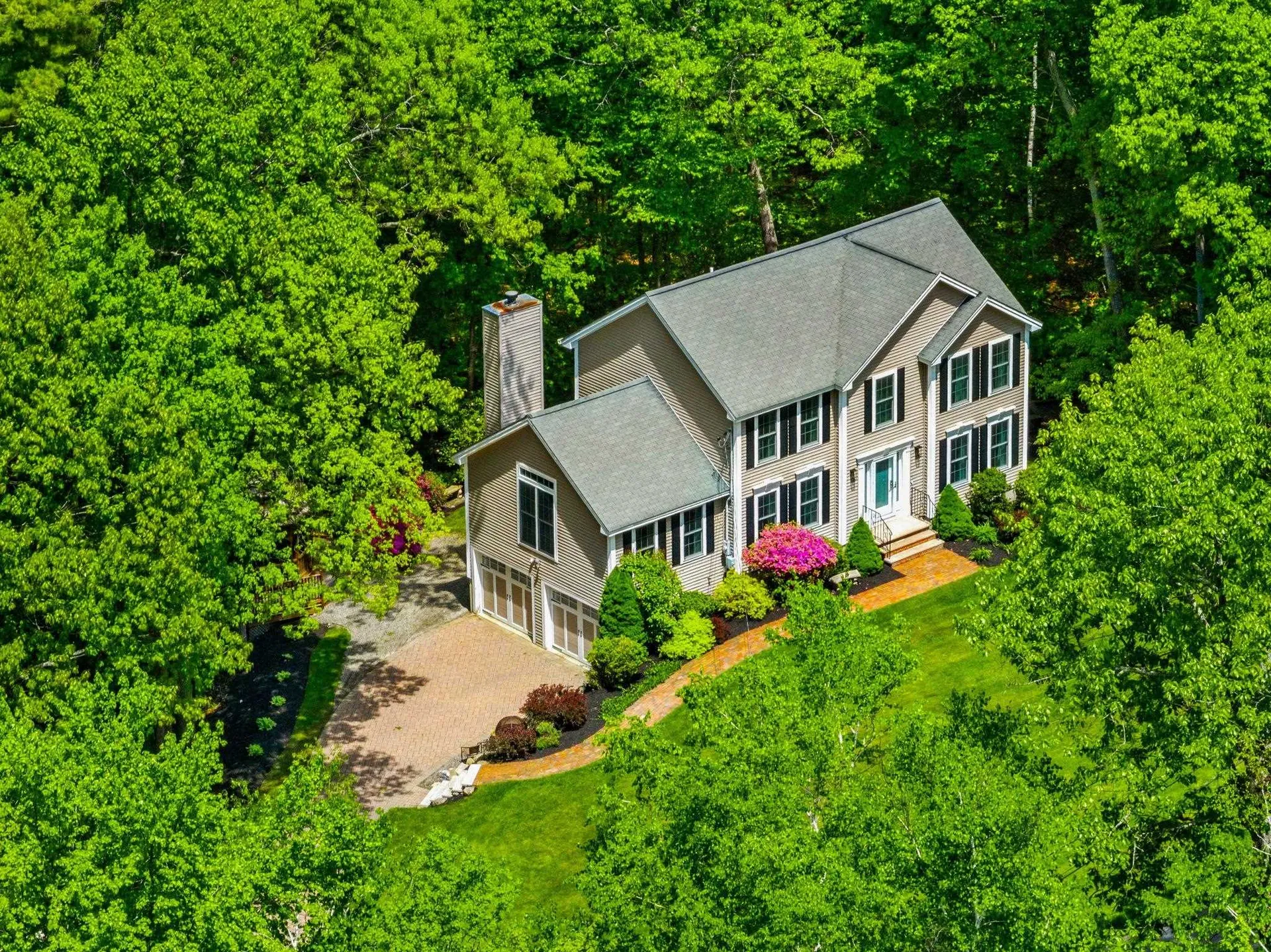 9 Hazelwood Drive Salem NH 03079