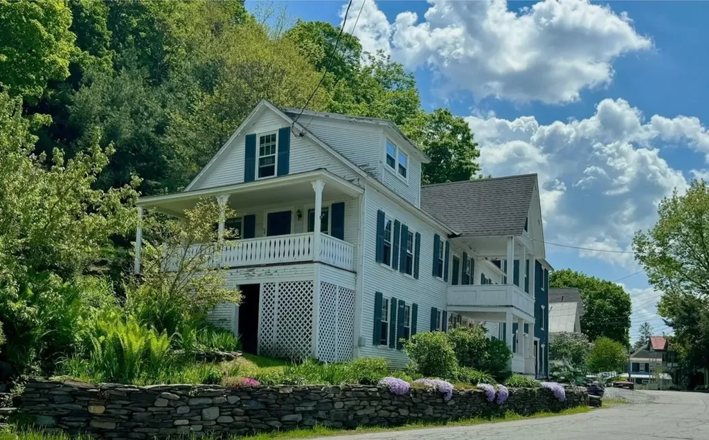 24 High Street Woodstock VT 05091