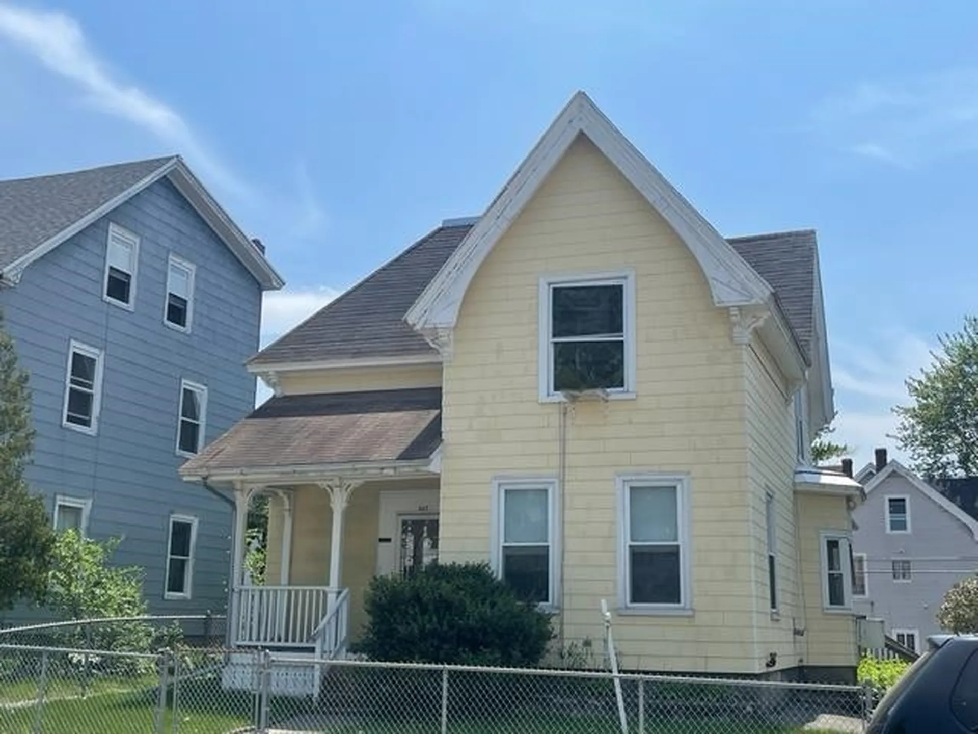 367 Lake Avenue Manchester NH 03103