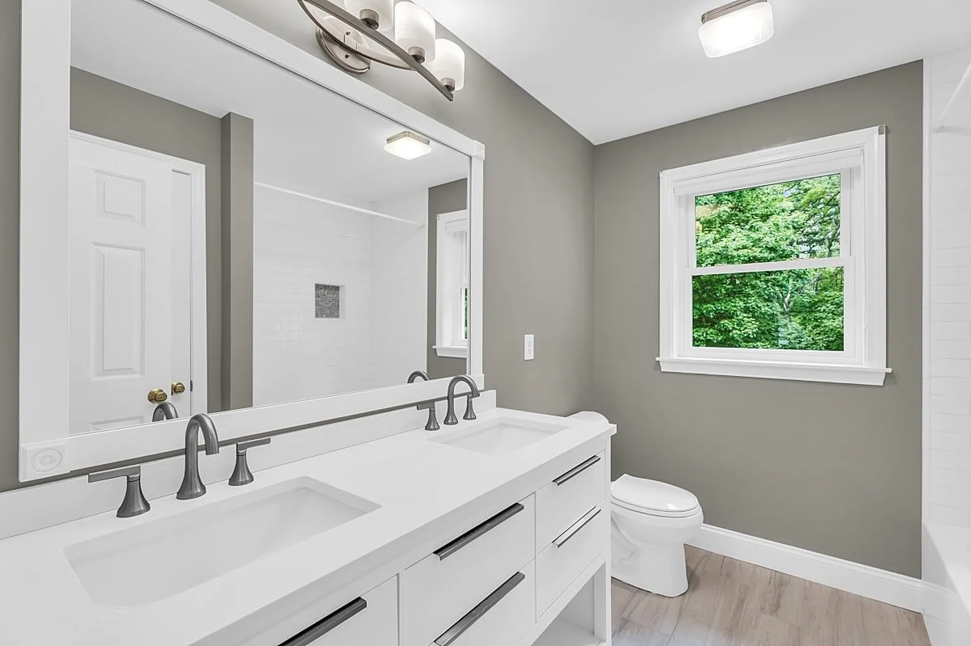 9 Wellington Circle Atkinson NH 03811