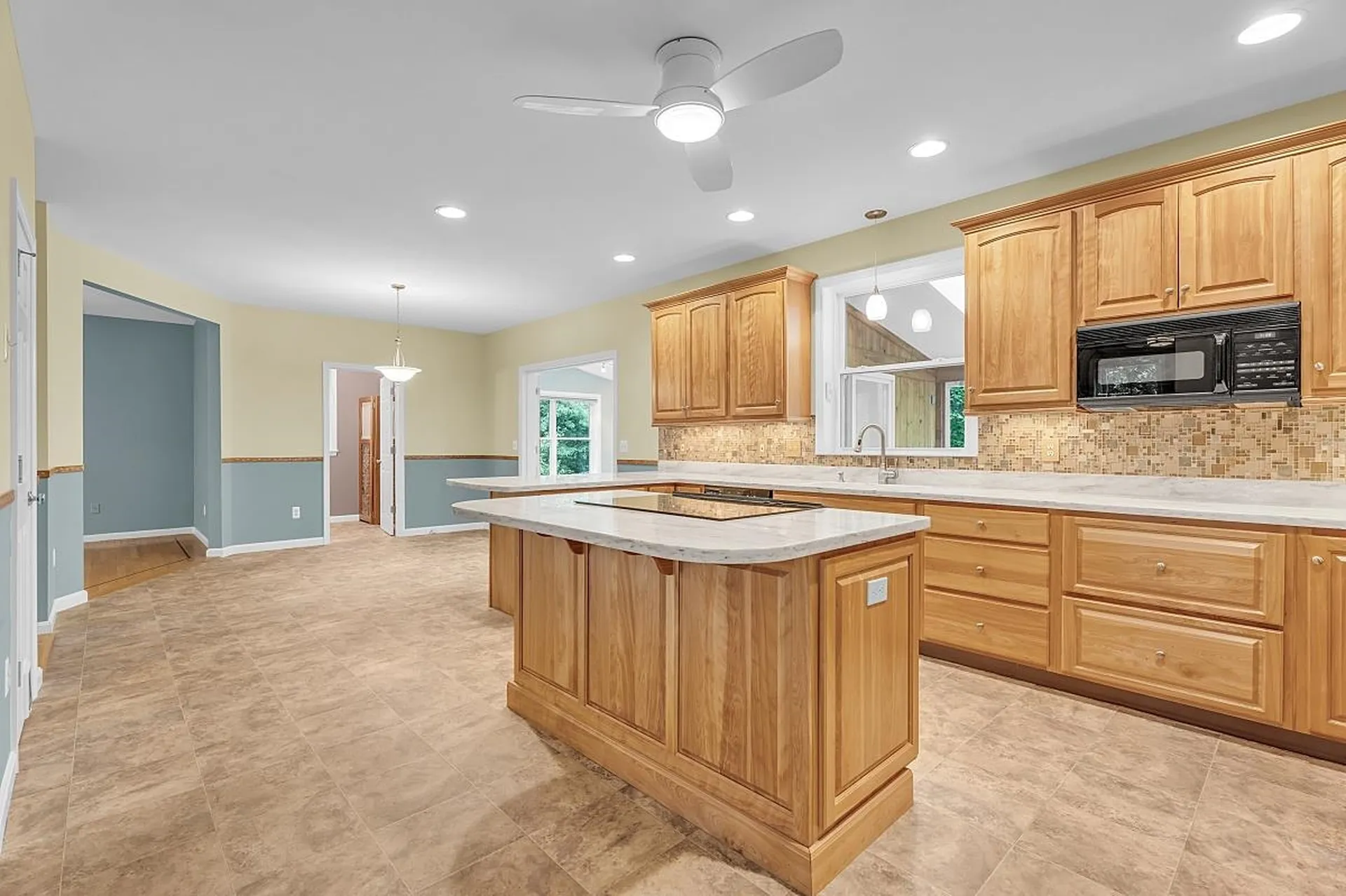 9 Wellington Circle Atkinson NH 03811