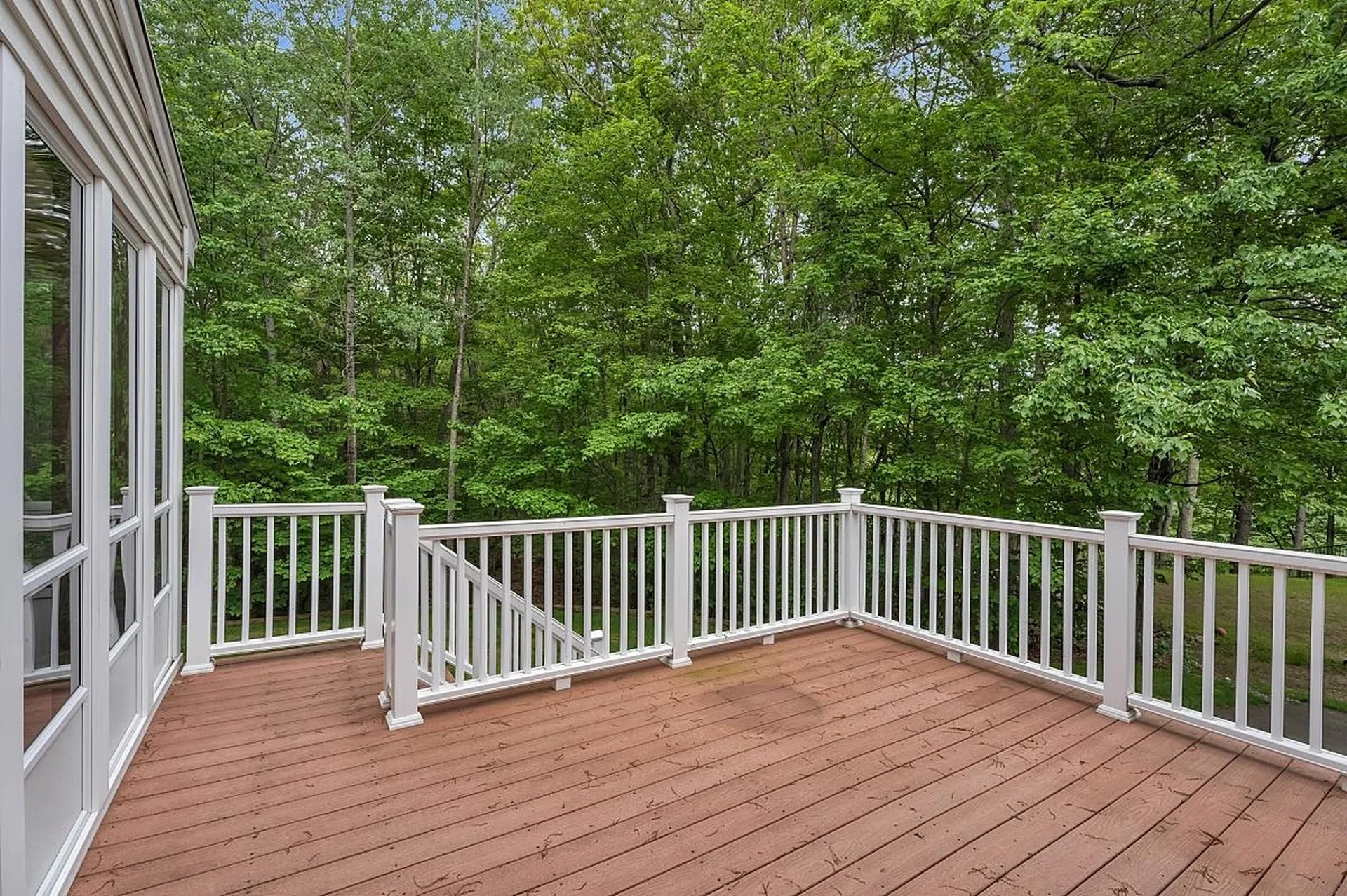 9 Wellington Circle Atkinson NH 03811