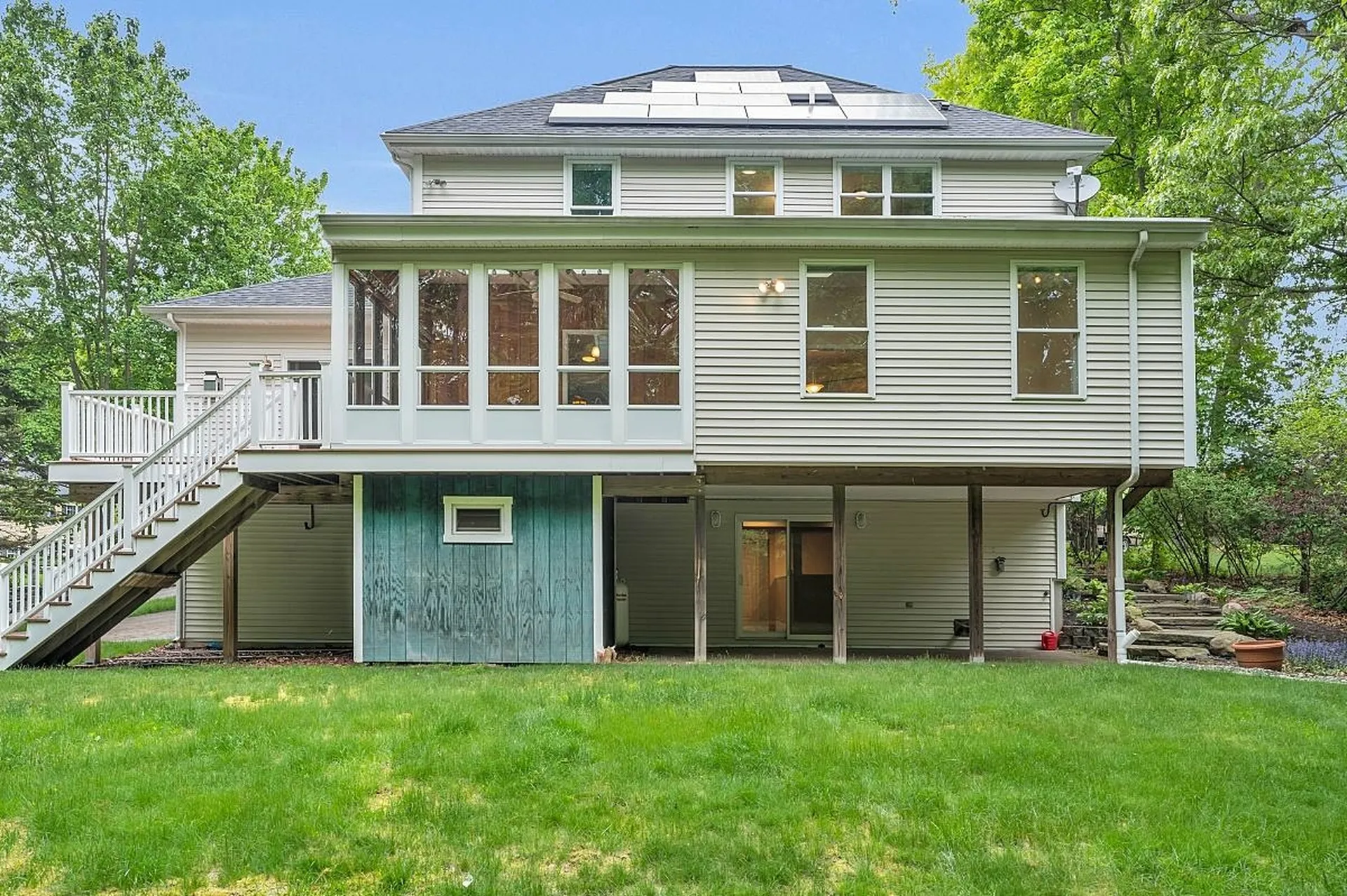 9 Wellington Circle Atkinson NH 03811