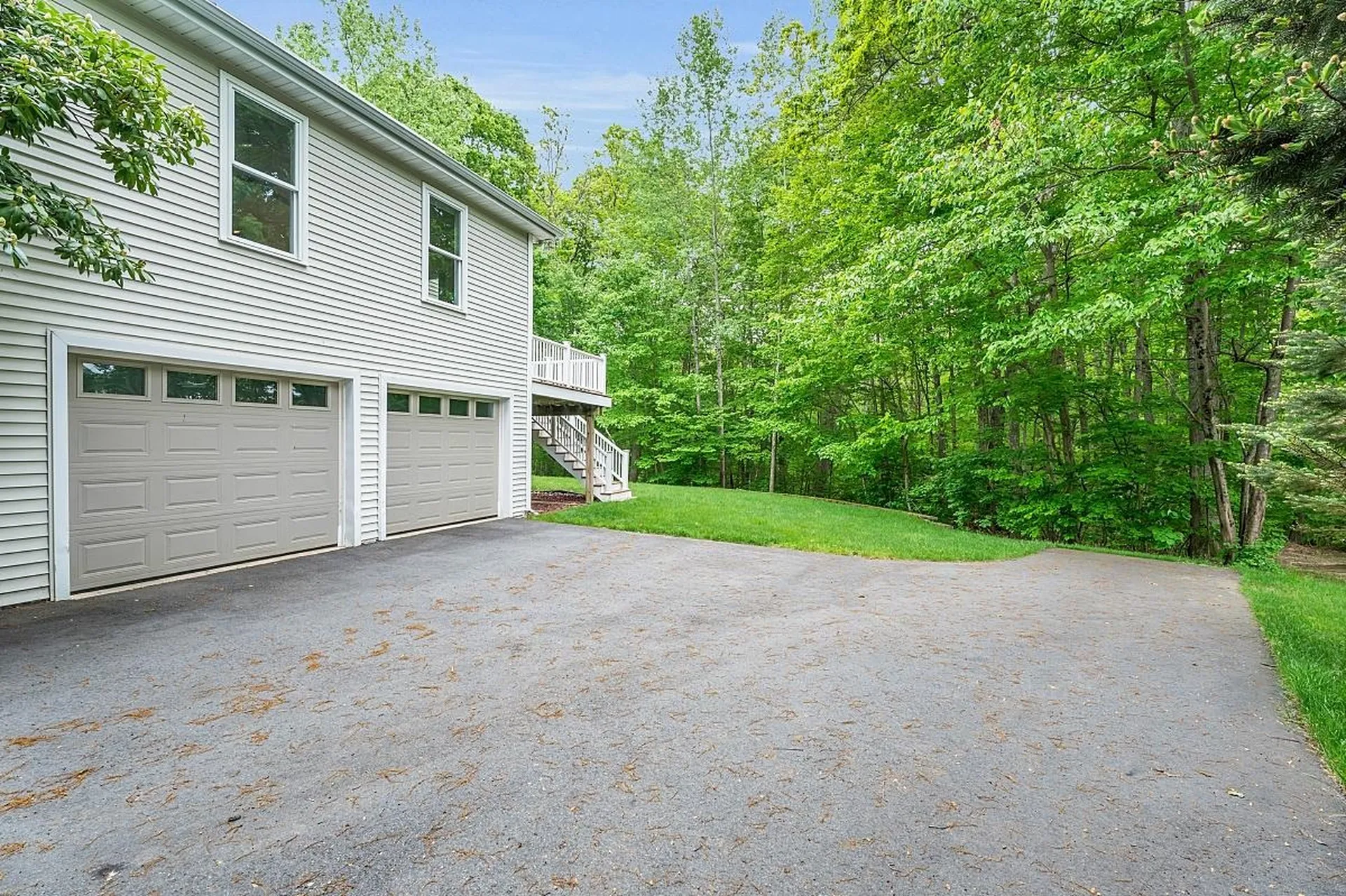 9 Wellington Circle Atkinson NH 03811