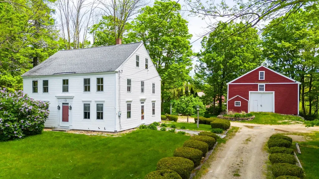 34 North Lowell Road Windham NH 03087