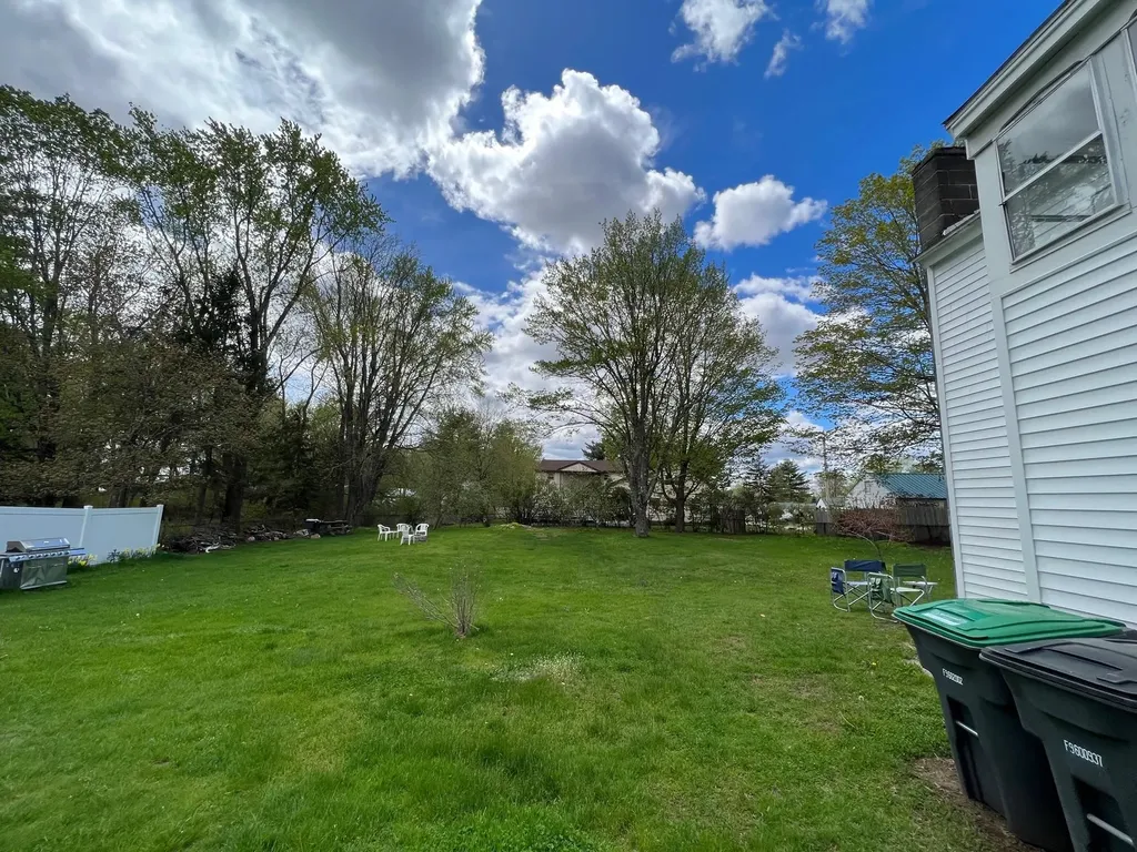 148 Pembroke Street Pembroke NH 03275