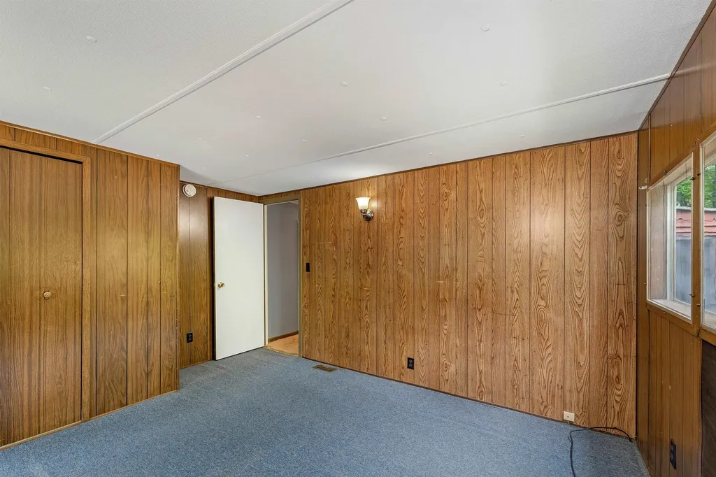 290 Spring Street Farmington NH 03835
