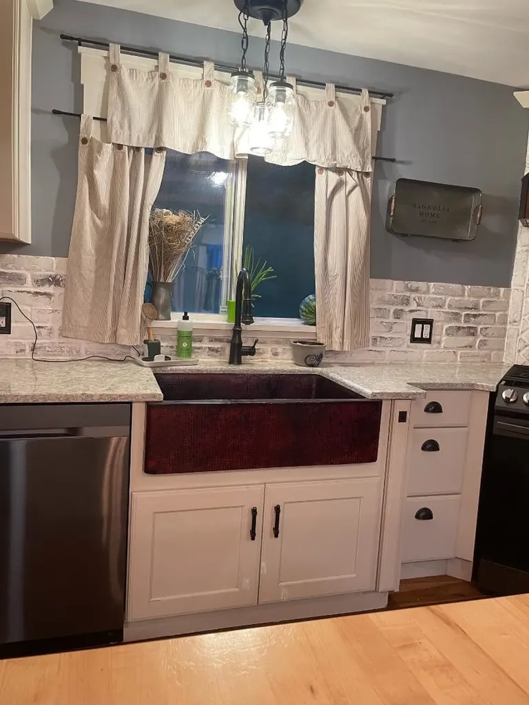 1348 S Hemlock Road Charlestown NH 03603