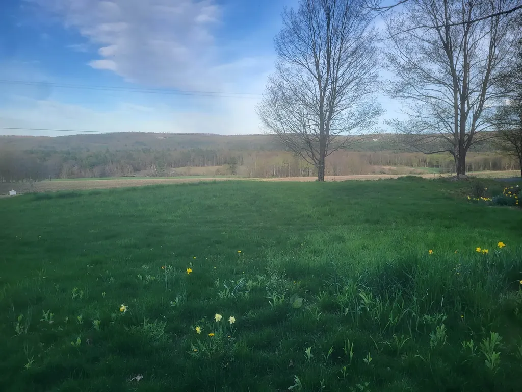 1348 S Hemlock Road Charlestown NH 03603