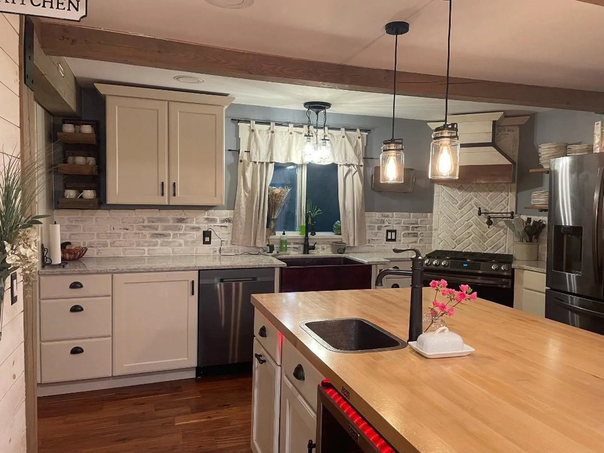 1348 S Hemlock Road Charlestown NH 03603