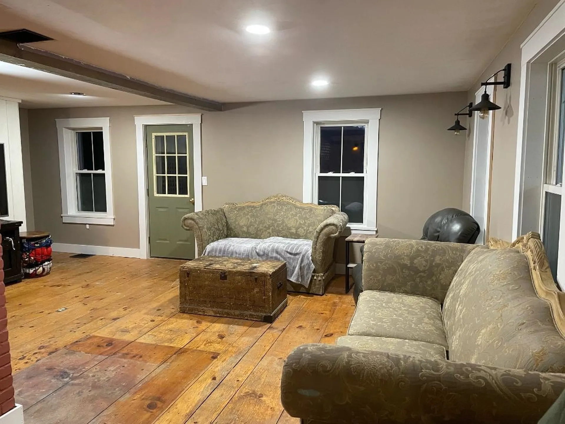 1348 S Hemlock Road Charlestown NH 03603