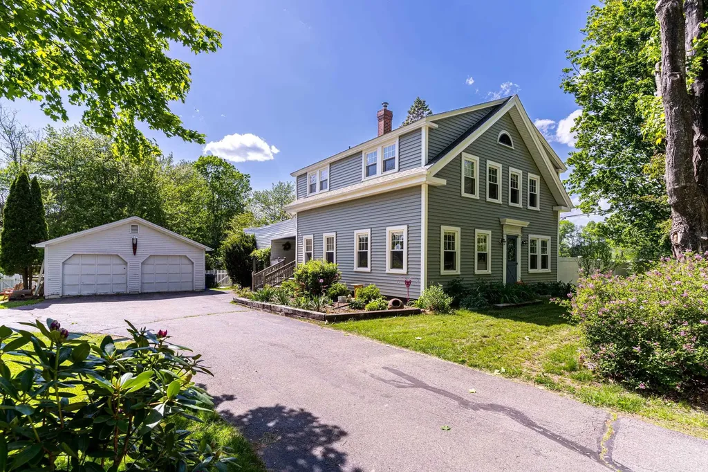 204 Rollins Road Rollinsford NH 03869