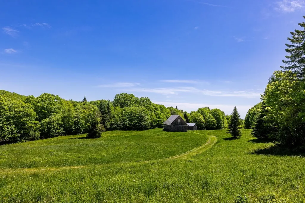 2304 Taylor Valley Road Vershire VT 05079