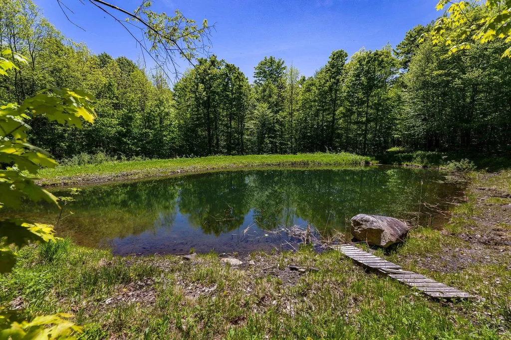 2304 Taylor Valley Road Vershire VT 05079
