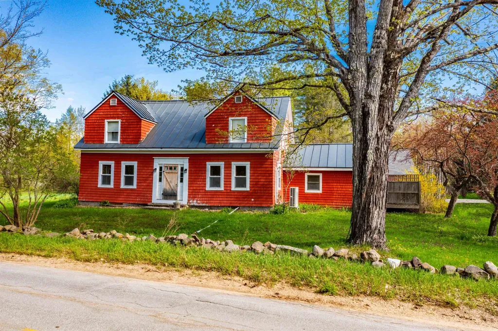 238 Murray Hill Road Hill NH 03243