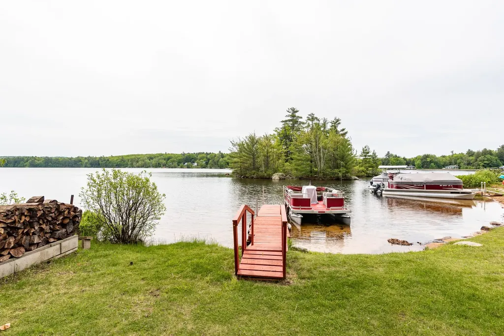128 Lakeshore Drive Middleton NH 03887