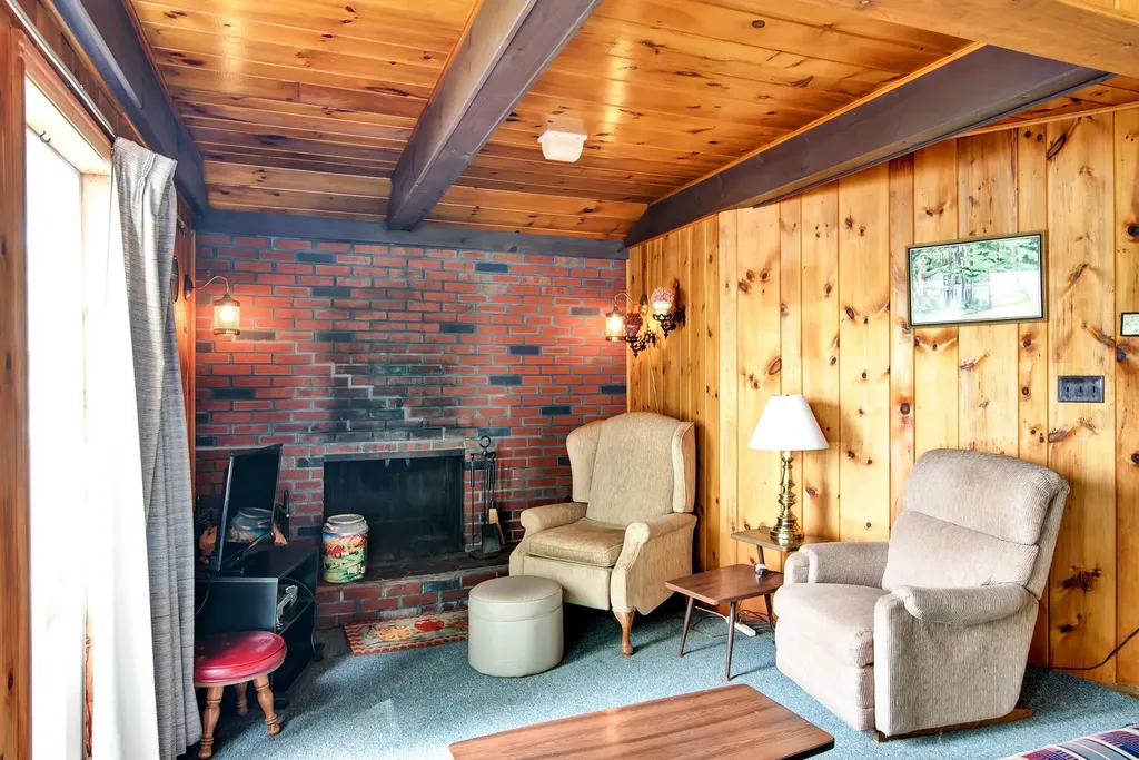 128 Lakeshore Drive Middleton NH 03887
