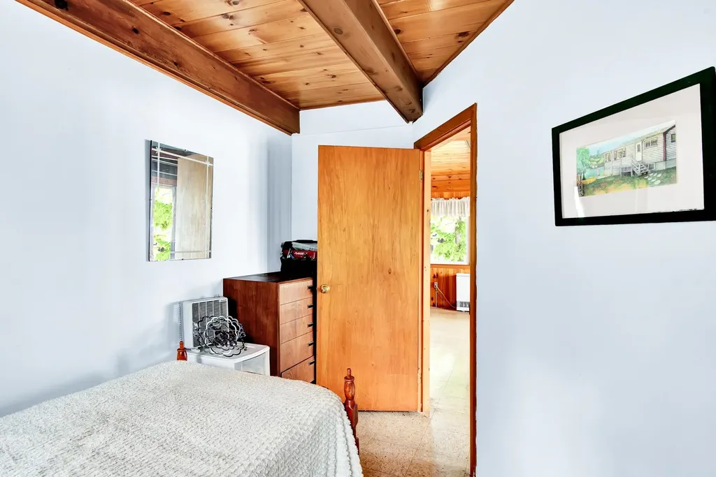 128 Lakeshore Drive Middleton NH 03887