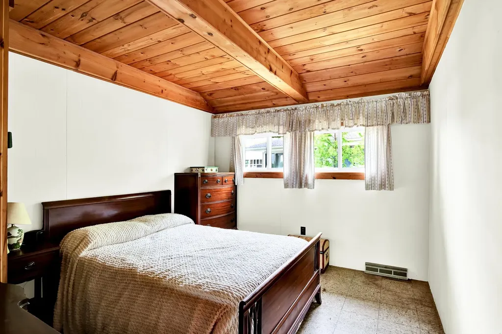128 Lakeshore Drive Middleton NH 03887