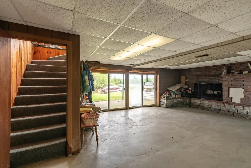 128 Lakeshore Drive Middleton NH 03887