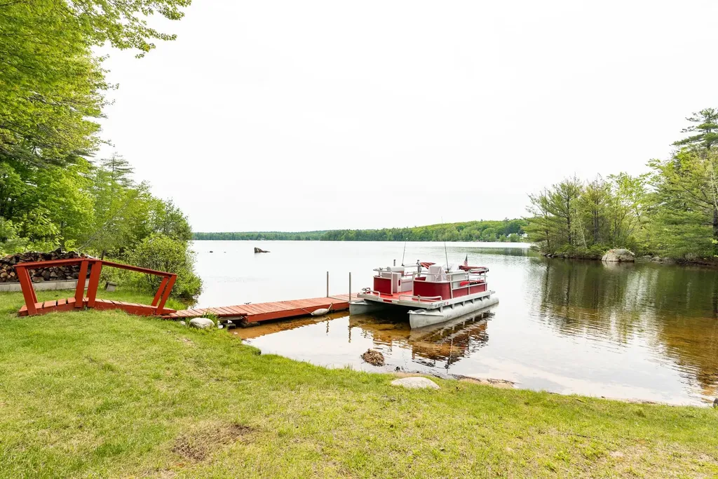 128 Lakeshore Drive Middleton NH 03887