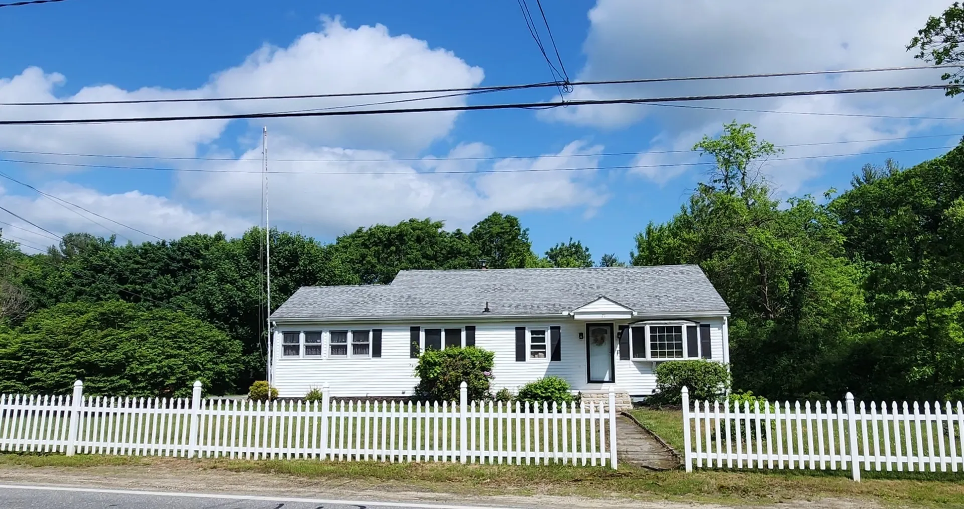 21 Jericho Road Pelham NH 03076
