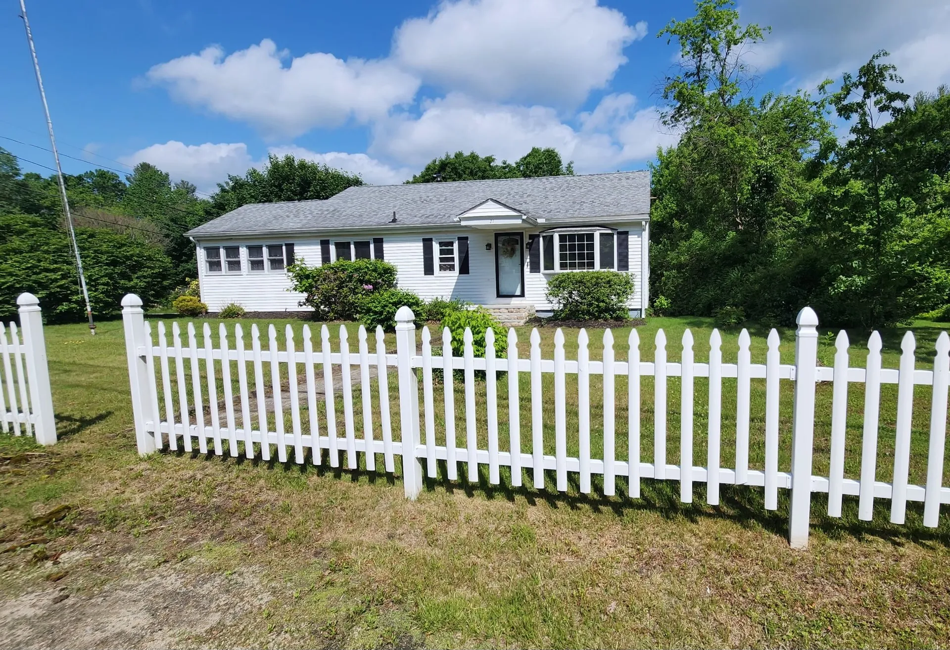 21 Jericho Road Pelham NH 03076