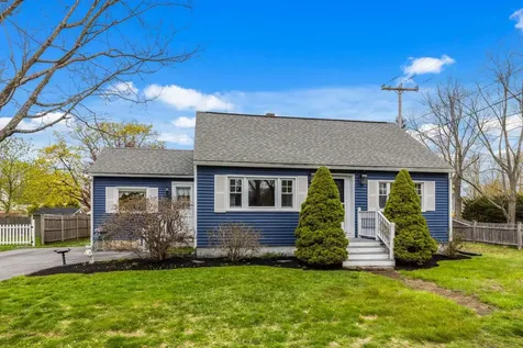 1 Anns Terrace Hampton NH 03842