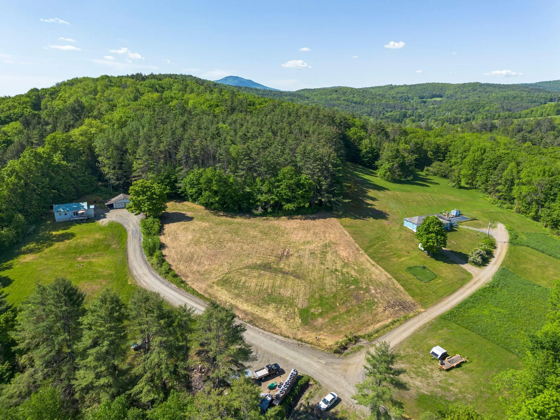 17 Pierce Pinnacle Hartland VT 05049