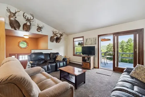 17 Pierce Pinnacle Hartland VT 05049