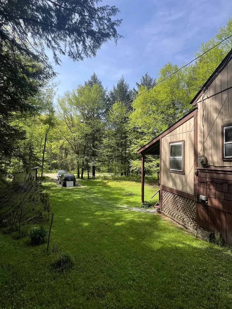 306 Brook Road Middlesex VT 05602