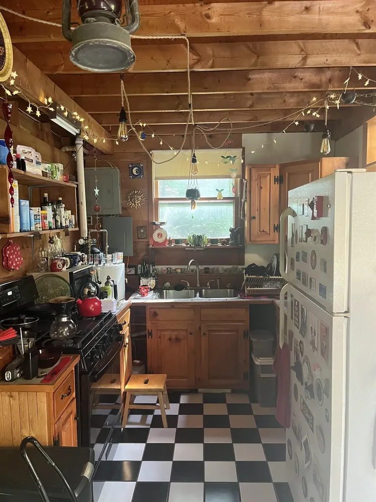 306 Brook Road Middlesex VT 05602