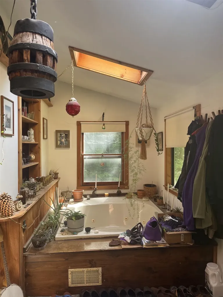 306 Brook Road Middlesex VT 05602