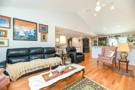 41 Winchester Drive Hampstead NH 03826