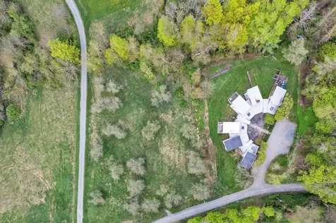 148 East Hill Road Woodstock VT 05091