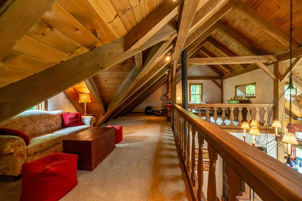 55 Dunn Lane Dorset VT 05251