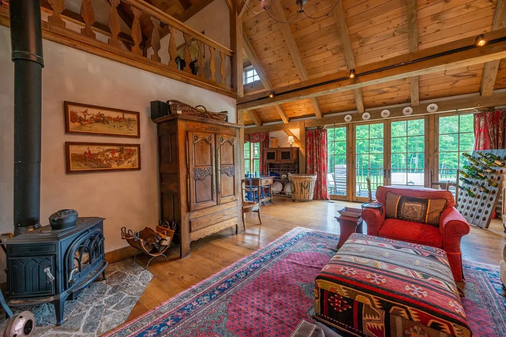 55 Dunn Lane Dorset VT 05251