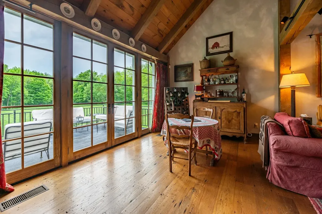 55 Dunn Lane Dorset VT 05251