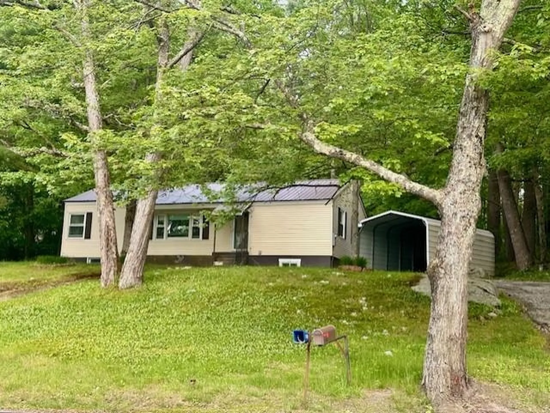 1623 Hooksett Road Hooksett NH 03106