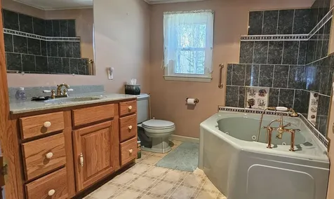 281 Varney Road Barnstead NH 03225